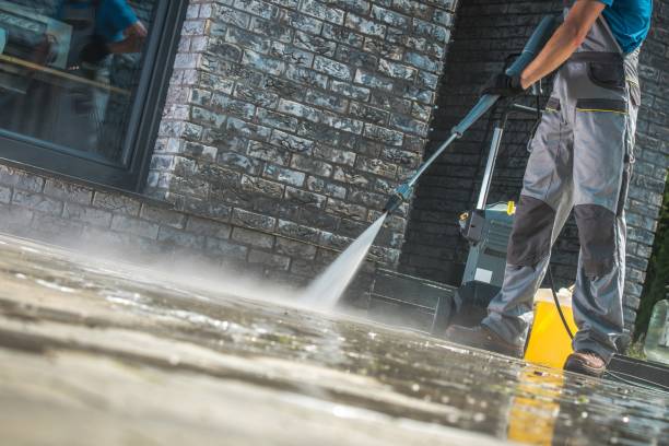 Best Pool Deck Cleaning  in Northport, NY